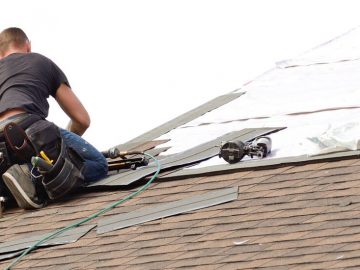 Roofer on Roof in Chester